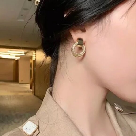 14K Gold Filled Layered Loop Earrings - Picture 3 of 4